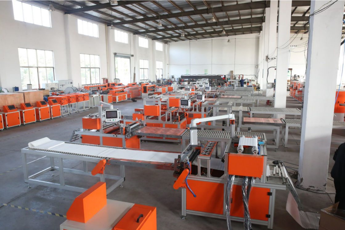 Mini HEPA Filter Making Machine 220V / 380V Rotary Pleating And Gluing Machine