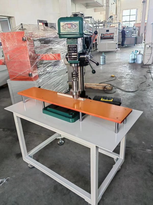 2KW HEPA Filter Round Cutting Machine 220V PLC Control