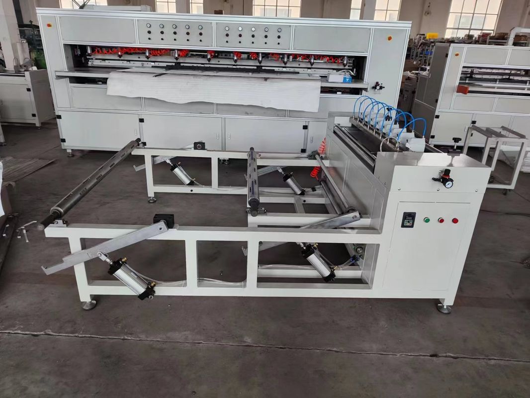 Industrial Purifier Filter Making Machine 700mm Width CNC Knife Pleating Machine