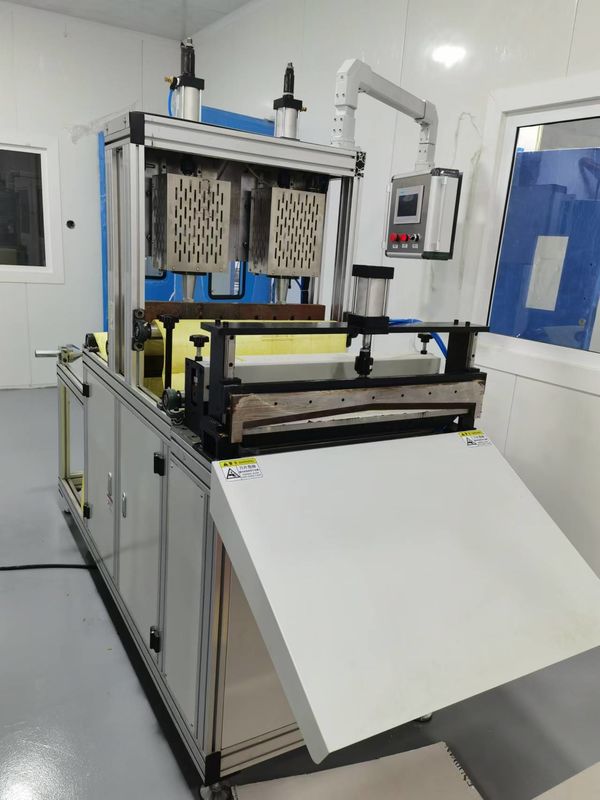 Bag Filter 3KW Ultrasonic Welding And Cutting Machine 0.6MPa Air Pressure