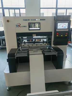 Full Automatic Knife Pleating Machine 700mm Width Servo Motors Controlled